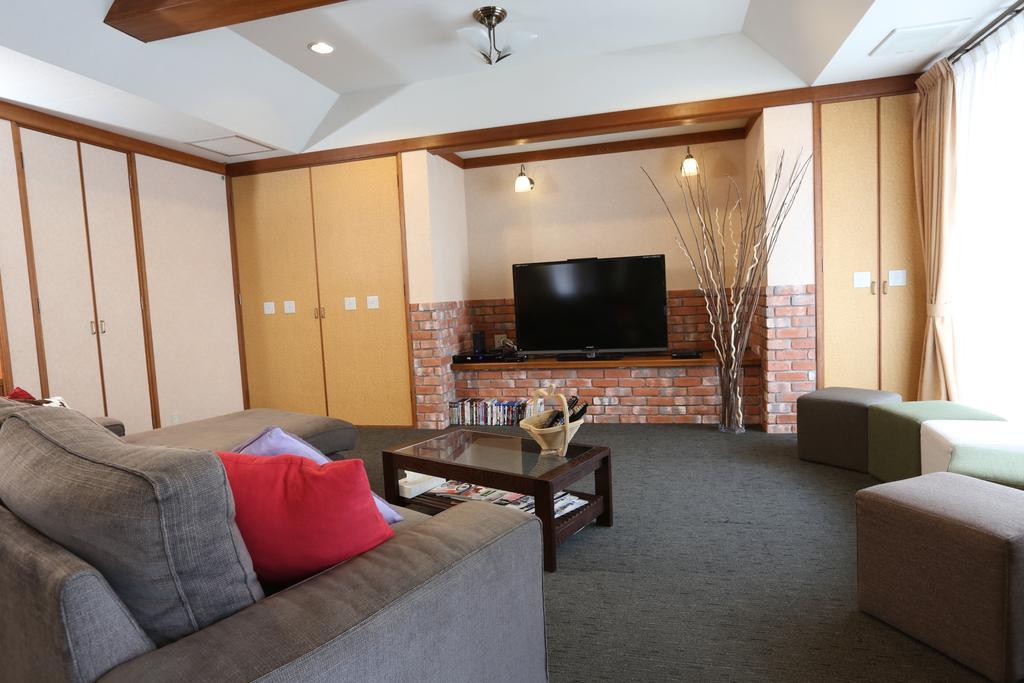 Snowlines Lodge Hakuba Bagian luar foto
